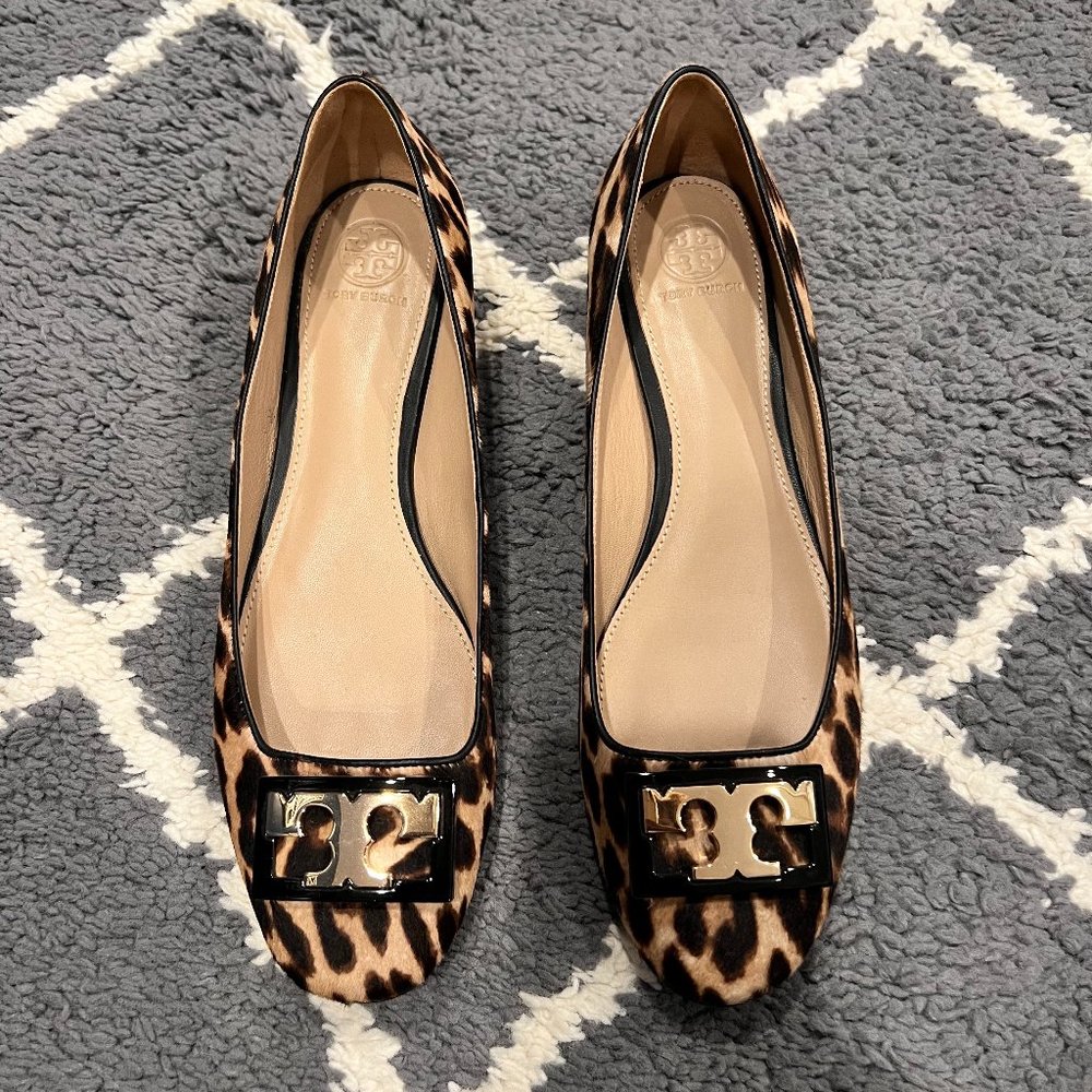 TORY BURCH Gigi Block Heel calf hair/faux leopard in EUC